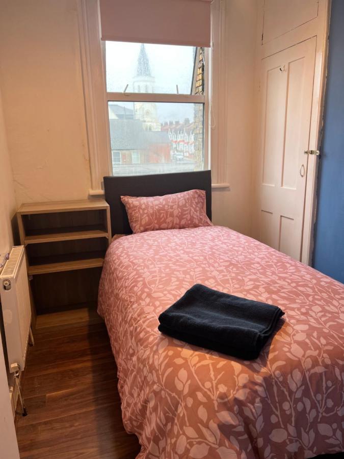 Cozy London Flat 호텔 외부 사진